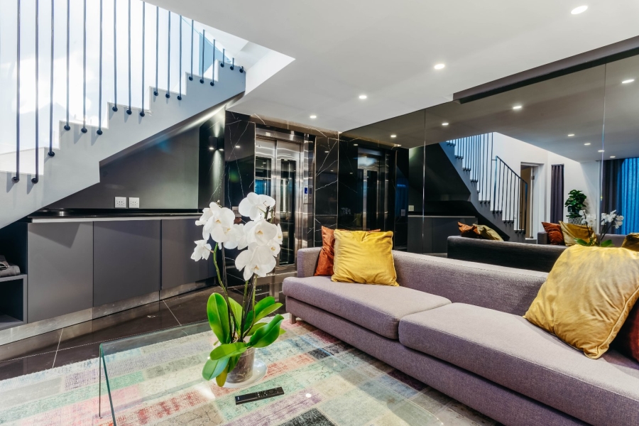 To Let 3 Bedroom Property for Rent in Bantry Bay Western Cape